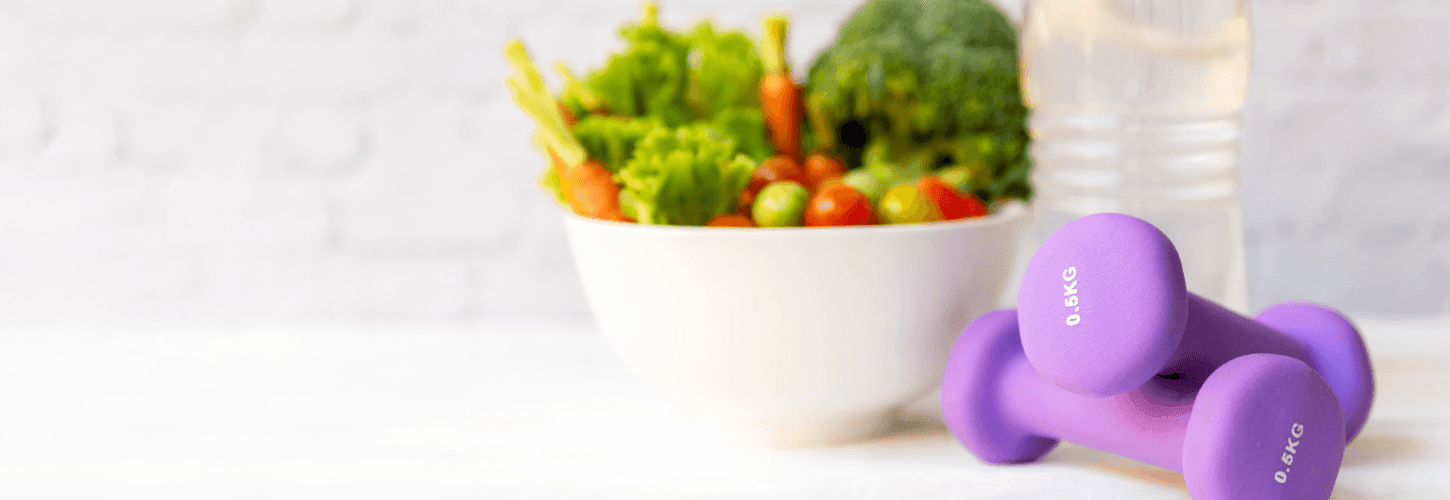 Femme en pleine forme, énergie, santé féminine, bien-être.