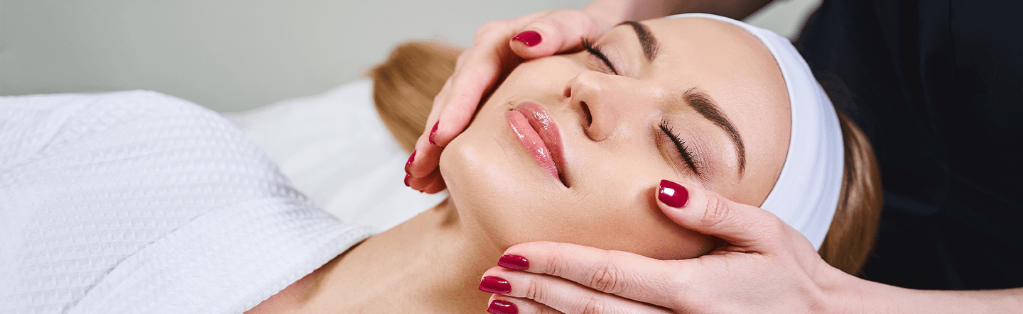 Acide hyaluronique, hydratation peau, anti-âge naturel.