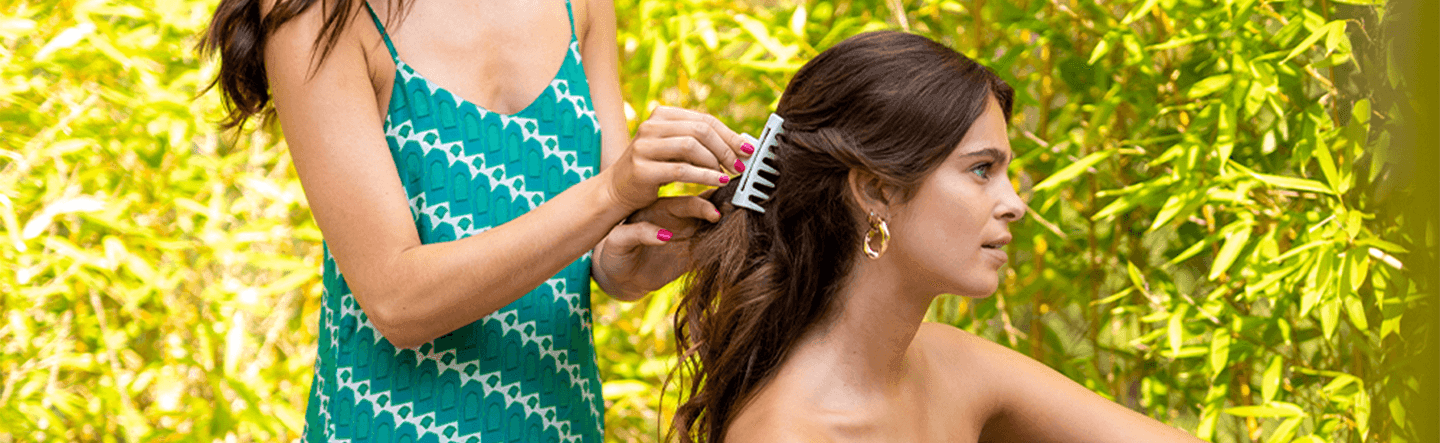 Cheveux brillants, compléments capillaires, soin, croissance.